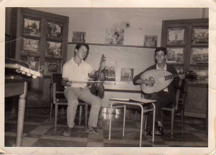 en 1969 au conservatoir de music de bejaia
