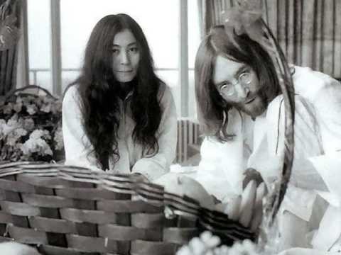Yoko Ono » Yoko Ono: "Nobody Sees Me Like You Do" (1981)