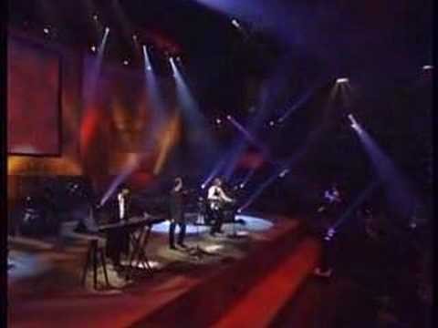 Bee Gees » Bee Gees - Tragedy (live, 1997)