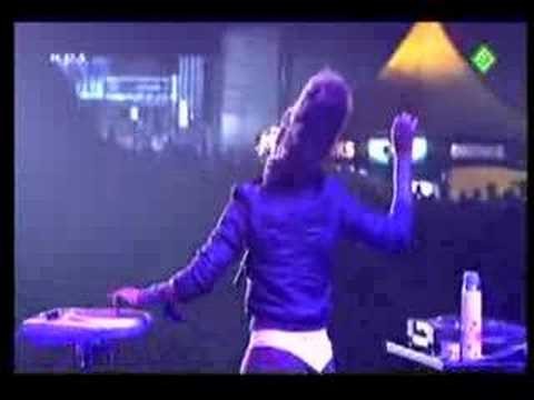 Erykah Badu » Erykah Badu - Your Mind (Live)