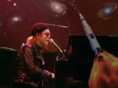 Elton John » M4M | Rocket Man - Elton John (1972)