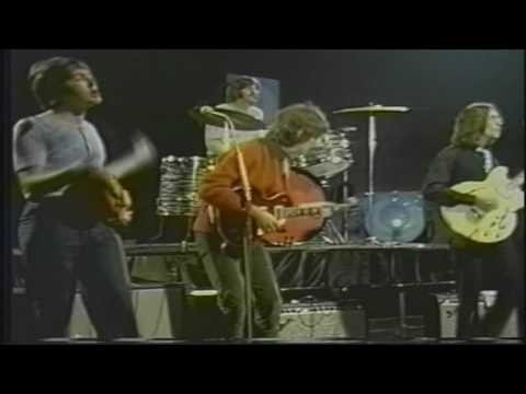 Beatles » The Beatles - Revolution [HD]