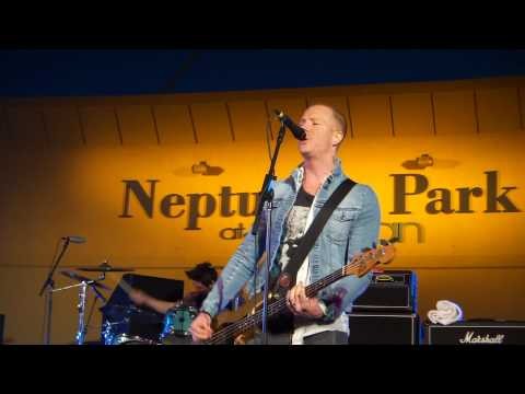 Eve 6 » Eve 6 -Open Road Song- Live in VA Beach