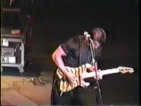 Dokken » Dokken "Kiss Of Death" live St Paul '97