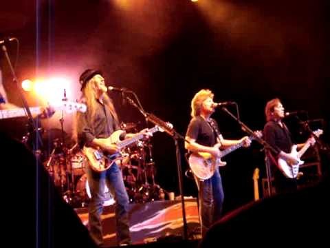 Doobie Brothers » Doobie Brothers Live 07' / Take Me in Your Arms...