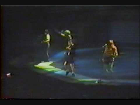 AC/DC » AC/DC Fly On The Wall {Toronto 1986}