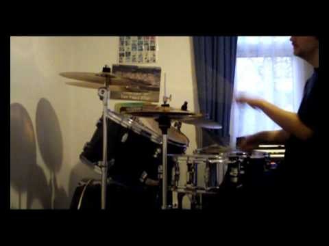 Linoleum » Linoleum - Dissent (drumming)