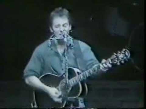 Bruce Springsteen » Bruce Springsteen - Born To Run (acoustic)