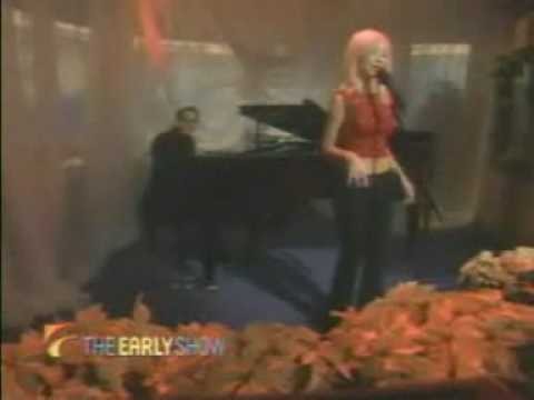 Christina Aguilera » Christina Aguilera - The Christmas Song LIVE