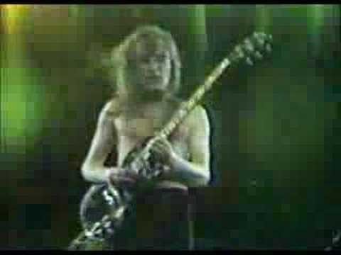 AC/DC » AC/DC - For Those About To Rock (Live in Rio 1985)