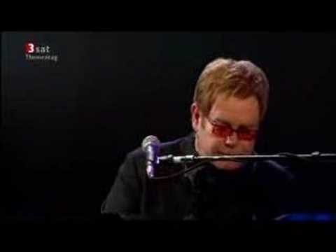 Elton John » Elton John - Border Song (Live 2004)
