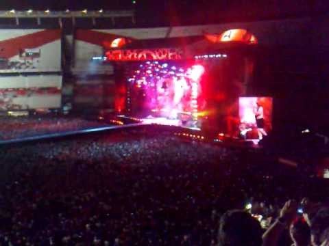 AC/DC » AC/DC - Hells Bells (Live in Argentina 02-12-2009)
