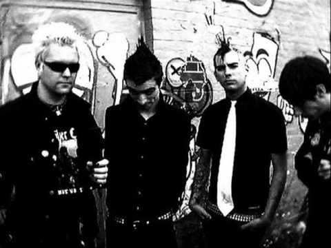Anti-Flag » Spazs house destruction party - Anti-Flag