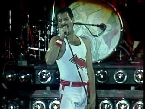 Queen » Dragon Attack, Queen (Live At The Bowl, 1982)