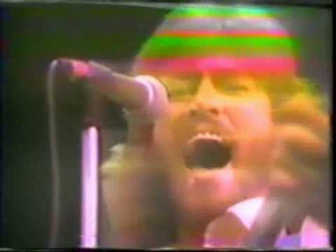 Bee Gees » Bee Gees - "Down The Road",  Live in Japan - 1974