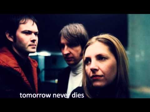Saint Etienne » Saint Etienne - Tomorrow Never Dies (jbEATS5 mix!)