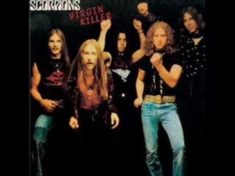 Scorpions » Scorpions - Backstage Queen