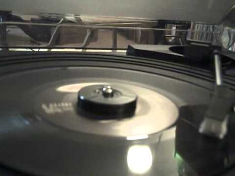 B.B. King » B.B. King Treat Me Right 45 rpm