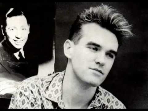 Morrissey » Morrissey - Troubles Loves Me (HQ)