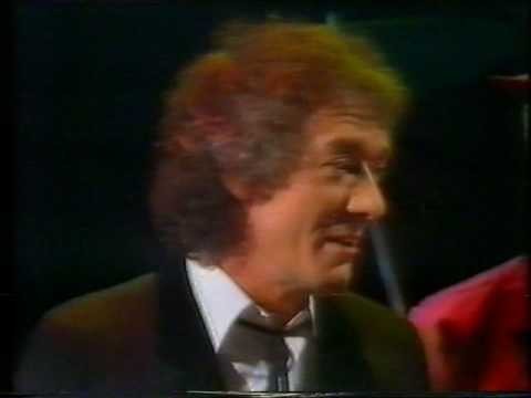 Hollies » The Hollies - Interview -  Take My Love And Run