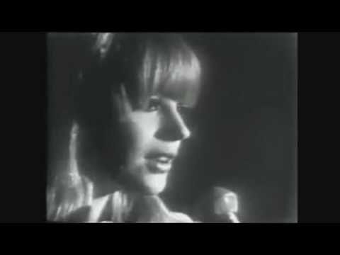 Marianne Faithfull » Marianne Faithfull - Yesterday (with lyrics)