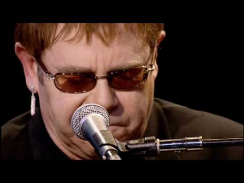 Elton John » Elton John - Take Me To The Pilot (Live HQ)