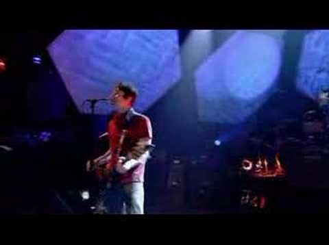 Ash » Ash - Shining Light (live on Jools Holland 2001)