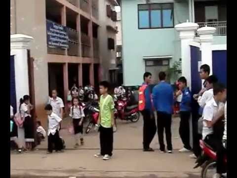 progress school in Vientiane ãƒ“ã‚¨ãƒ³ãƒãƒ£ãƒ³ã®å°ä¸­å­¦æ ¡