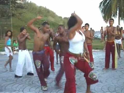 SAMBA DE RODA "que faz parte da nossa capoeira..." Brasil...