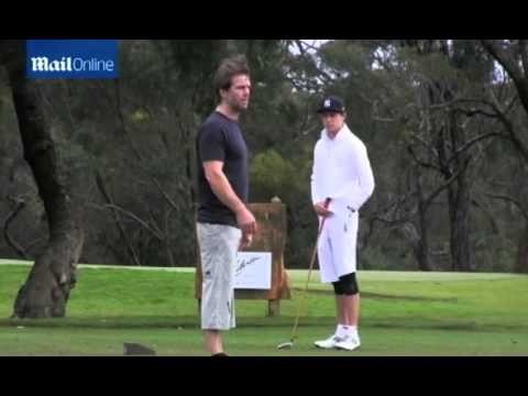 Game on  One D's Harry and Niall play a spot of golf down under