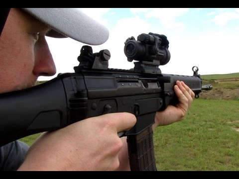 Aussie Enjoys American Gun Range! Rex Reviews