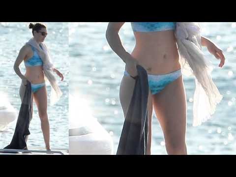 Jessica Biel Bikini Body On A Yacht In Barbados â€“ Hot Or Not?