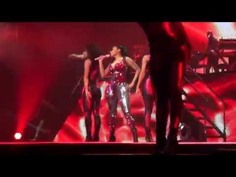 Nicki Minaj - The Pinkprint Tour Amsterdam - Trini Dem Girls