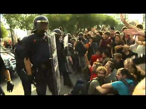 Indignats | Desallotjament de la PlaÃ§a Catalunya