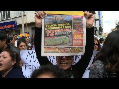 Bolivian women protest against domestic violence