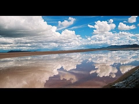 Salar De Uyuni- Bolivia (Strange