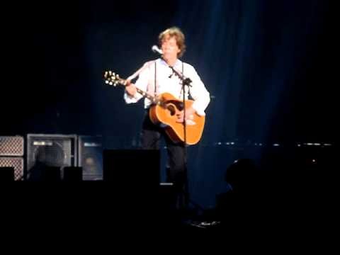 Paul McCartney - Yesterday (Pista Premium) - Recife 21 Abril 2012