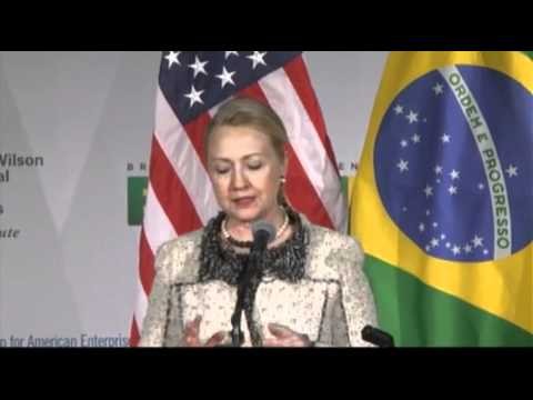 Clinton Promotes Cooperation With Brazil
