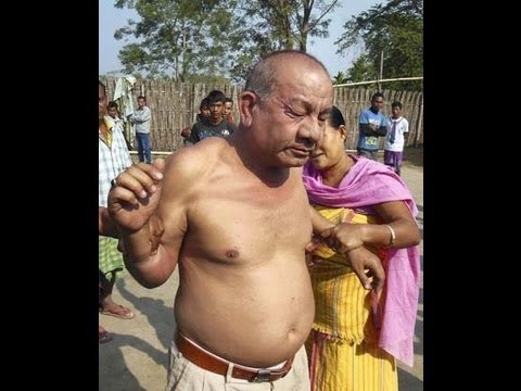 Indian Women beat politician accused of rape
