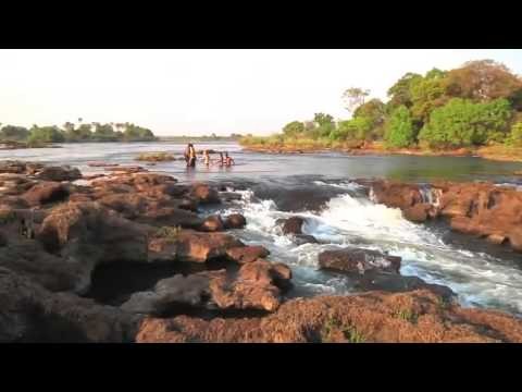 Girls Defy Death At Victoria Falls! Devil's Poola Livingstone Islanda Zambi