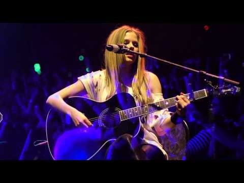 Avril Lavigne Black Star Tour Canada