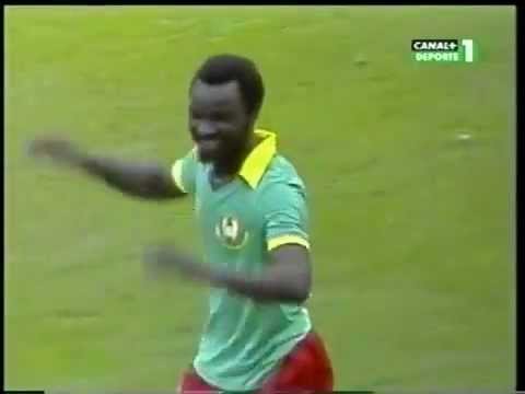 wrongly disallowed goal of Roger MILLA (Cameroon - Peru) world cup 1982