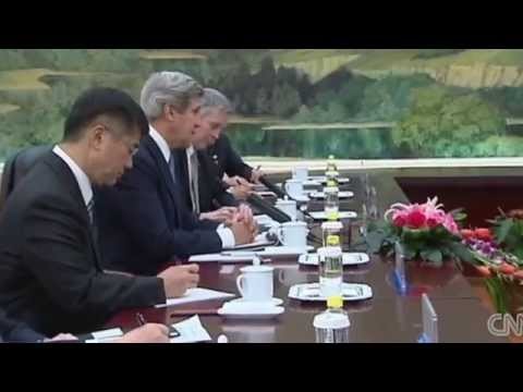 John Kerry talks  with China