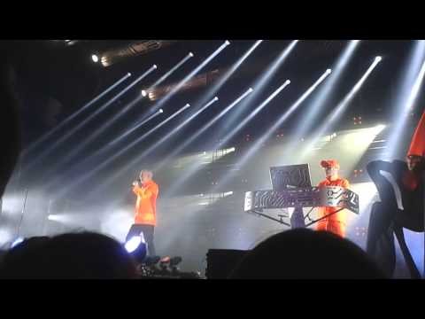 Pet Shop Boys - Go West live Electric Tour 2014 in Prague 13.8.2014