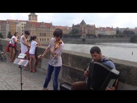 Musicians at Charles bridge Prague