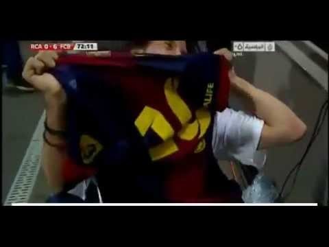 Messi gives his shirt to person with disabilities