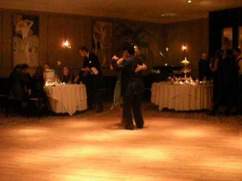 Bailando Tango En Restaurants Gloria Tallin Estonia. Disarli Necesito olvid