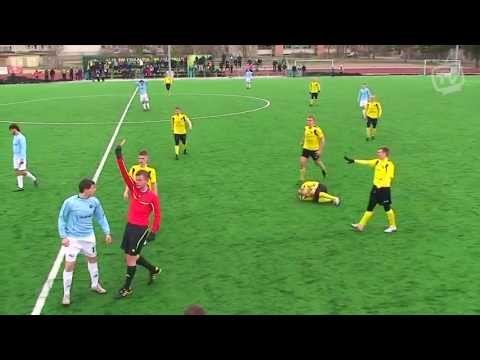 Nutjob footballer in Estonia brutally kicks an opponent and then kicks the 
