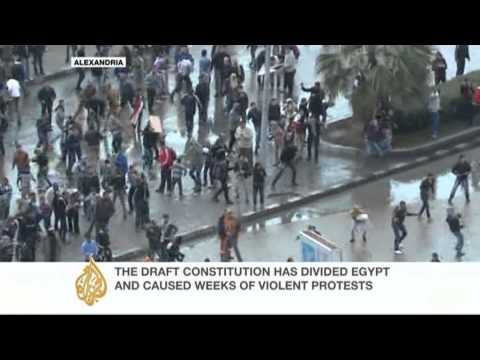 Egypt votes on divisive draft constitution