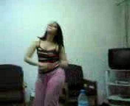SEXY ARAB GIRL FROM EGYPT DANCING